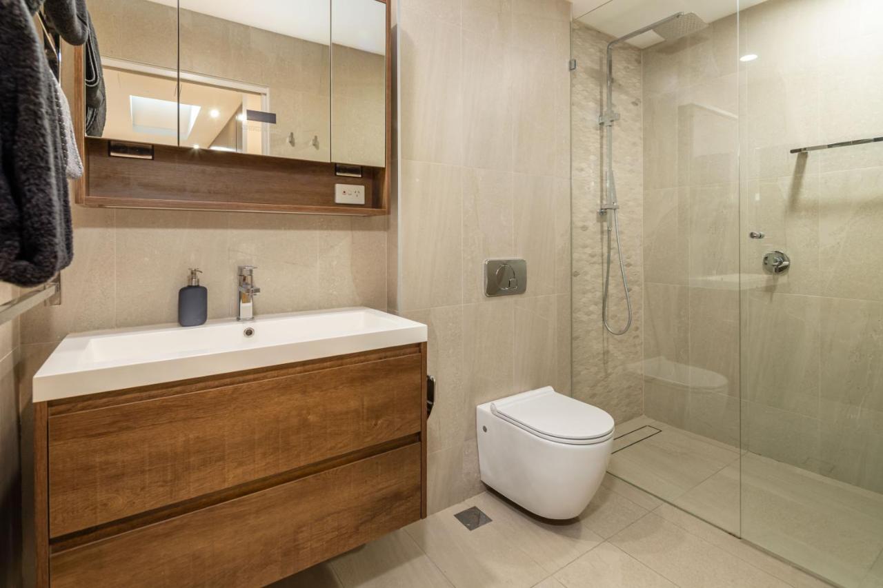 Penthouse On The Promenade Apartment Бейтманс Бей Екстериор снимка